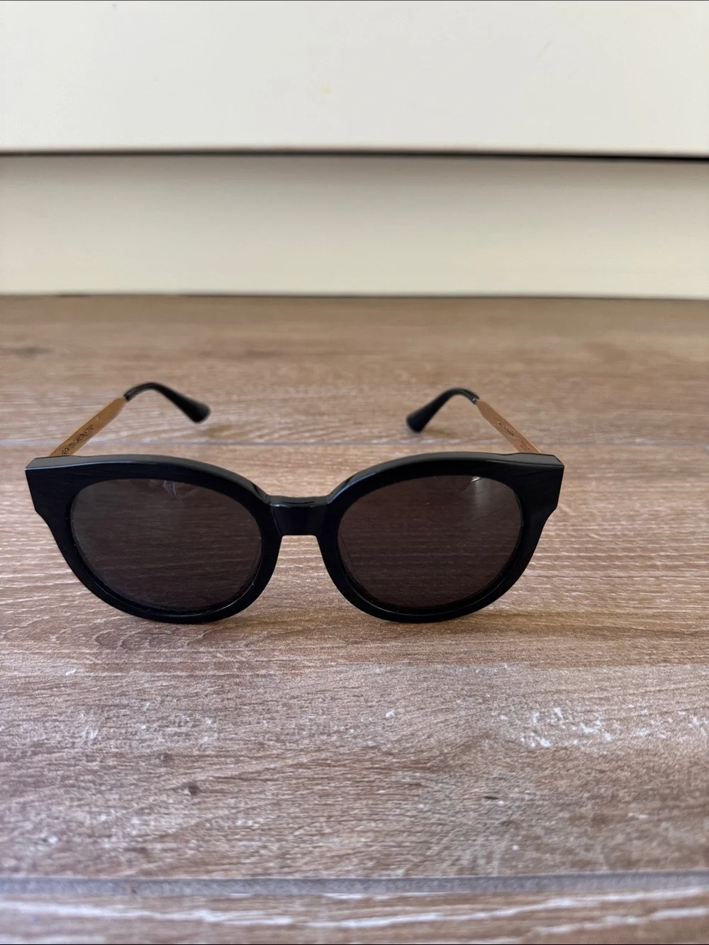 GENTLE MONSTER Didi-02 Black Frames with Brown Temples Sunglasses